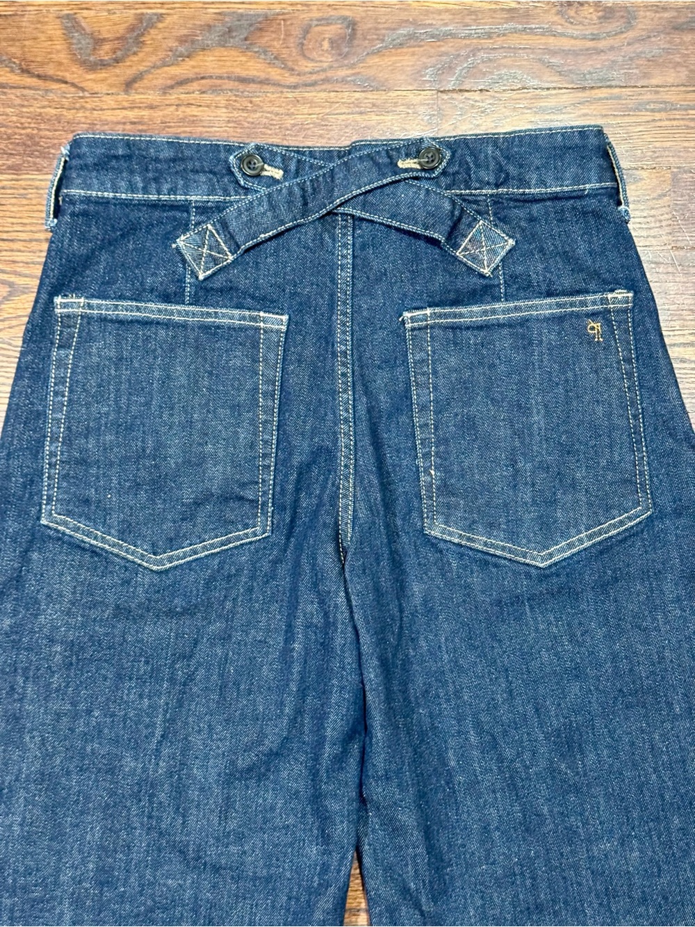 Anthropologie Pilcro Dark Indigo Wide-Leg Denim Carpenter Shorts - Picture 4 of 4